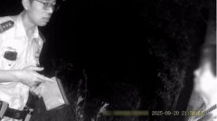 <b>的操做间接把武师傅看傻了--她竟然找了个石墩子</b>